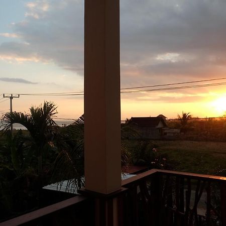 Kelapa Surf Villa Pulukan Exterior foto