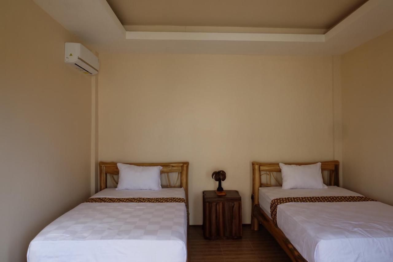 Kelapa Surf Villa Pulukan Exterior foto