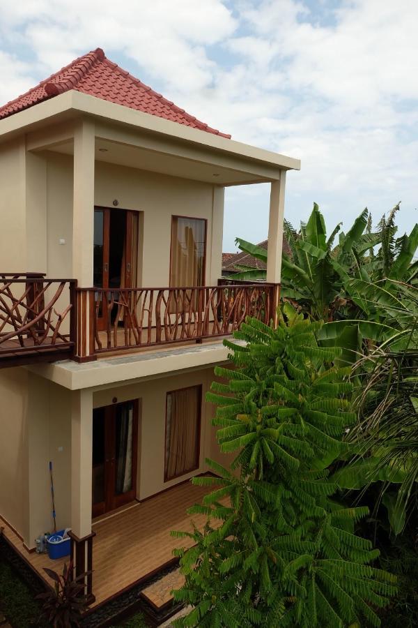 Kelapa Surf Villa Pulukan Exterior foto